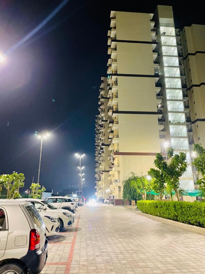 Achyutam Homes Lucknow Ngoại thất bức ảnh